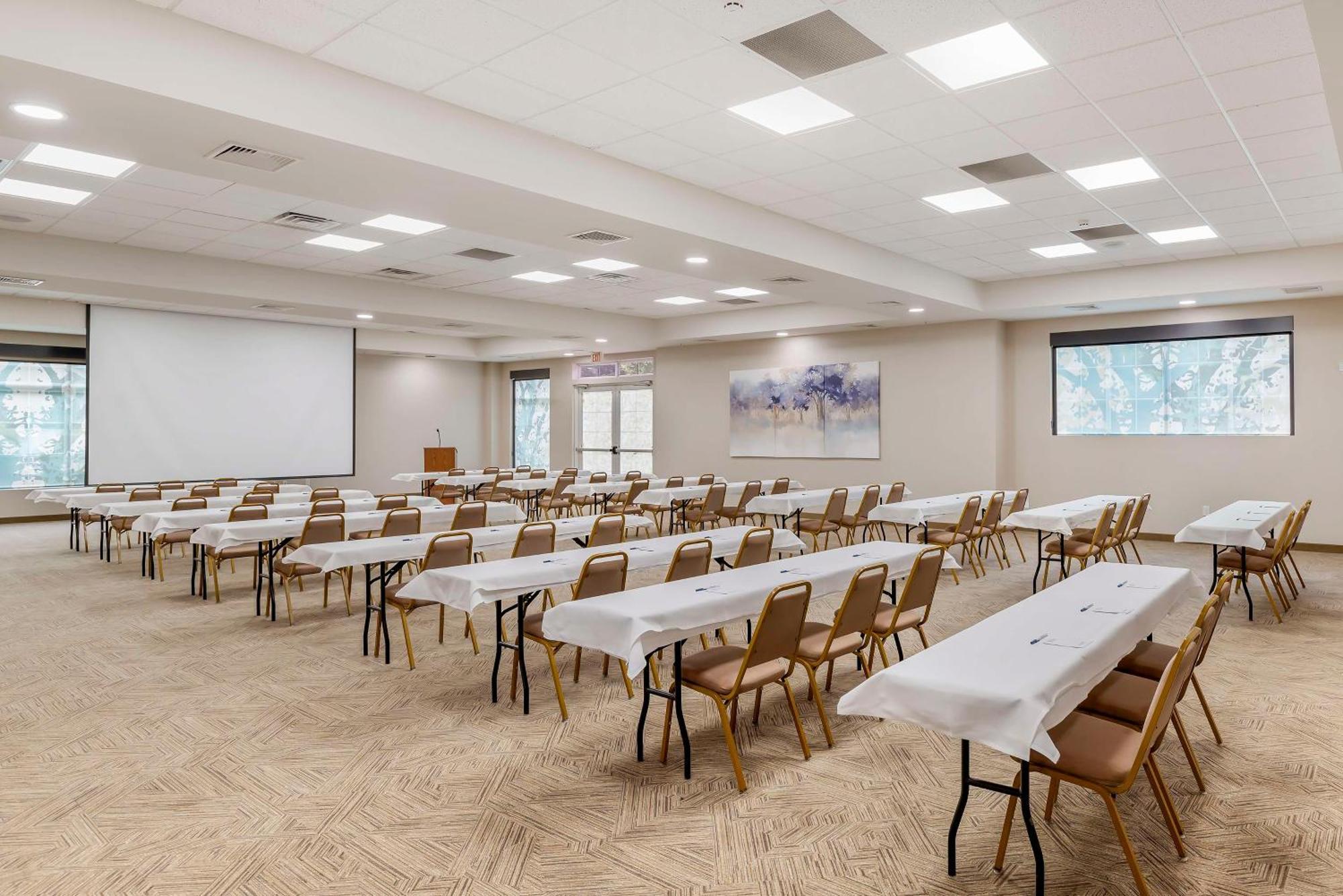 Best Western Plus Crossroads Inn & Suites Zion Crossroads Ngoại thất bức ảnh
